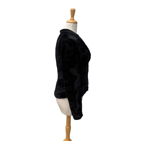 ECI Top Sz 8 Black Silk Velvet Burnout Jacket Floral 2 Button Y2K Whimsigoth - Picture 7 of 14